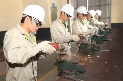 Le salaire des travailleurs ont augmenté de 9,3% en 2017 ảnh 1