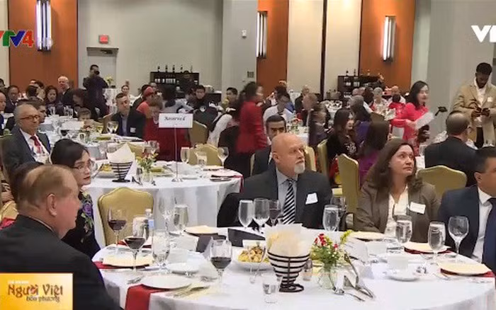 Le Consulat général du Vietnam au Texas accueille le Têt ảnh 1
