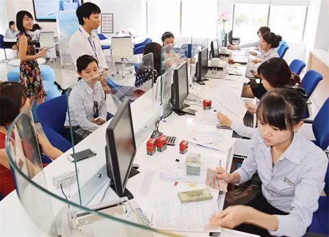 Crédits à la consommation : les Vietnamiens empruntent de plus en plus ảnh 1