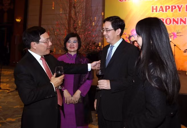 Tet traditionnel : rencontre avec le corps diplomatique étranger à Hanoï ảnh 1