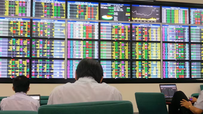 Bourse: 659 investisseurs étrangers ouvrent des comptes en janvier 2018 ảnh 1