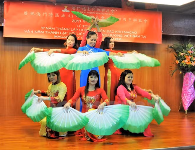 Des compatriotes vietnamiens à Macao (Chine) se réunissent ảnh 1 Des compatriotes vietnamiens à Macao (Chine) se réunissent ảnh 1