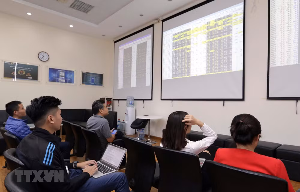 Projet de restructuration du marché boursier approuvé ảnh 1