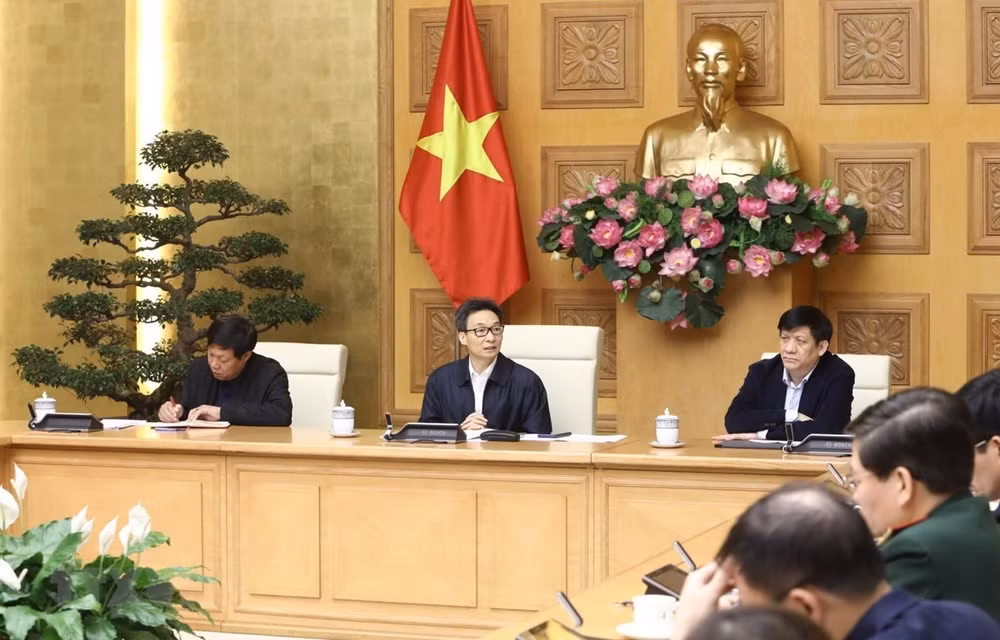 COVID-19 : Le Vietnam durcit le contrôle des personnes venant de République de Corée ảnh 1