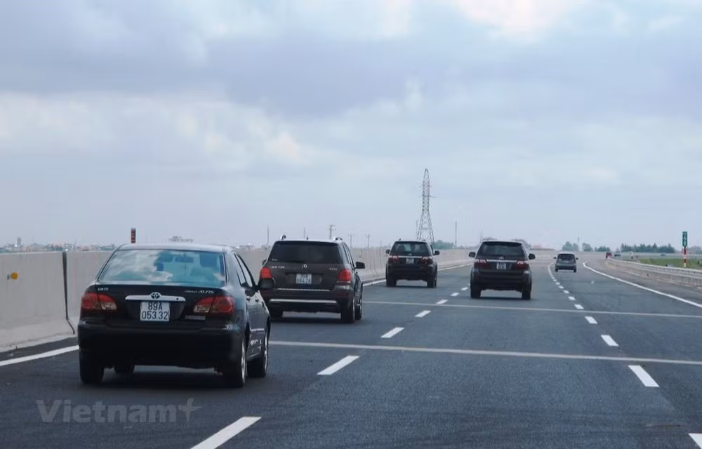 Le Vietnam va posséder des miliers de kilomètres supplémentaires d’autoroutes en 2030 ảnh 1