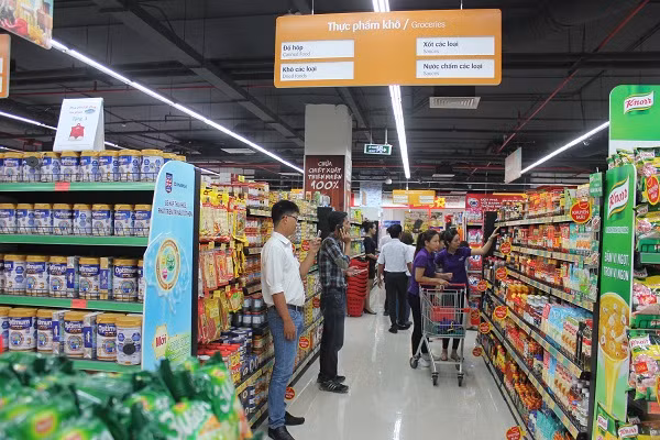 COVID-19 : Les entreprises exhortées à augmenter l’offre de marchandises à Hanoi ảnh 1
