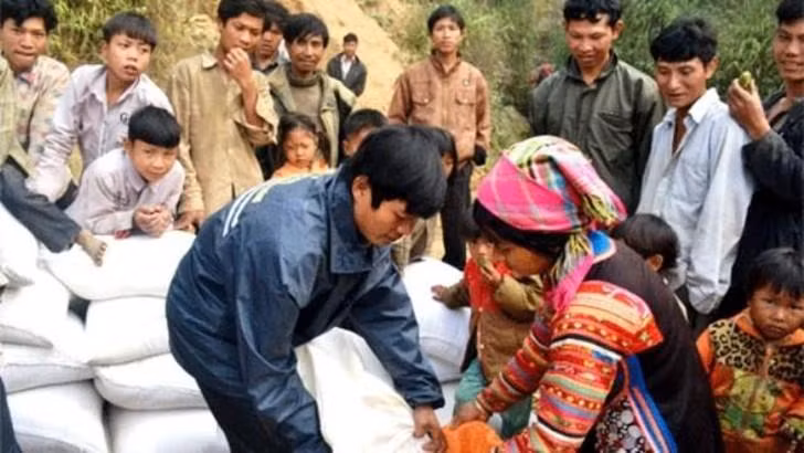 Le Premier ministre décide d’octroyer plus de 1.500 tonnes de riz à trois provinces ảnh 1