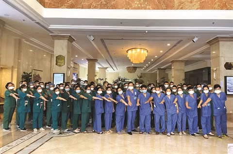 COVID-19 : aide de Saigontourist aux équipes médicales ảnh 1