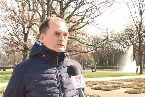 Plusieurs spécialistes allemands apprécient les réalisations du Vietnam ảnh 1