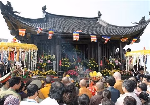 Quang Ninh, Hai Duong et Bac Giang coopèrent dans le tourisme ảnh 1