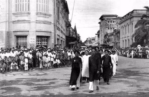 Nouvelle manifestation des valeurs de solidarité des Vietnamiens ảnh 1