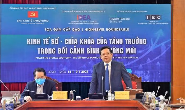 Le développement économique numérique au menu d’un webinaire de haut niveau ảnh 2