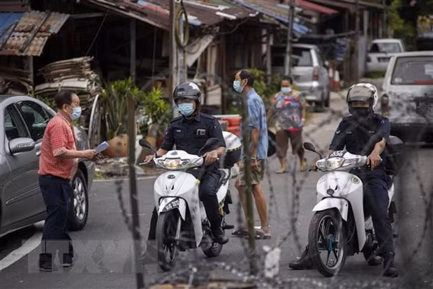 COVID-19: la Malaisie prolonge l'état d'urgence dans l'État du Sarawak ảnh 1