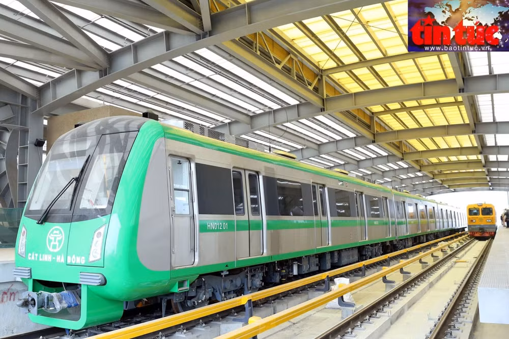 Ligne ferroviaire Cat Linh-Ha Dong: billets gratuits pour les passagers pendant 15 premiers jours ảnh 2