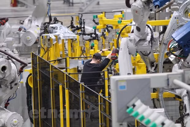 Continuer à proposer des politiques pour éliminer les difficultés causées par le COVID-19 ảnh 3