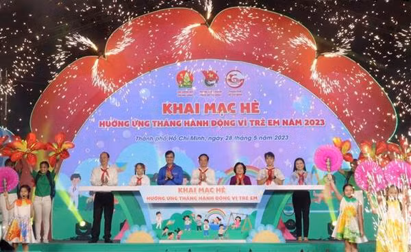 Créer un environnement sain pour le développement global des enfants ảnh 1