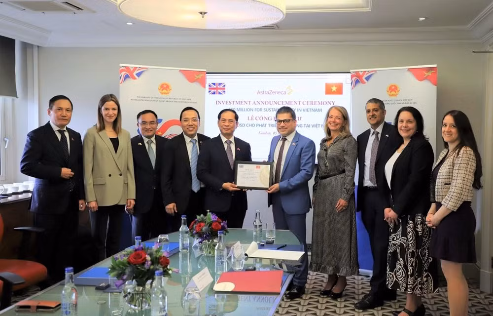 AstraZeneca aide 50 millions d'USD pour soutenir les efforts de reboisement du Vietnam ảnh 1
