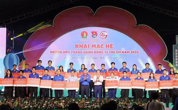 Créer un environnement sain pour le développement global des enfants ảnh 3