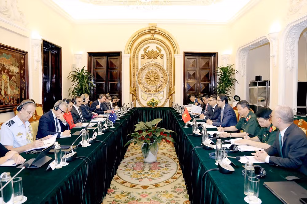 Vietnam-Australie: dialogue stratégique au niveau des vice-ministres des AE et de la Défense ảnh 1