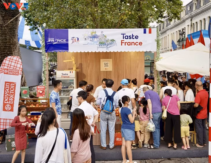 Franc succès pour Balade en France 2023 ảnh 2