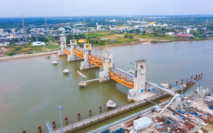 Hô Chi Minh-Ville s’efforce de supprimer les obstacles aux projets clés ảnh 1