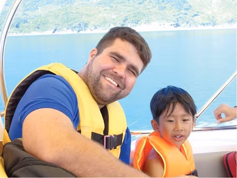 Un jeune Britannique engagé dans la lutte contre les noyades infantiles ảnh 1