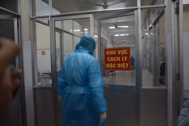 Des touristes sud-coréens et thaïlandais mis en quarantaine à Da Nang ảnh 1