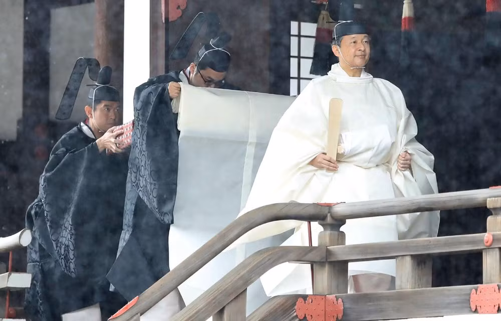 Le Premier ministre Nguyen Xuan Phuc assiste à la cérémonie d’intronisation de l’empereur japonais ảnh 1