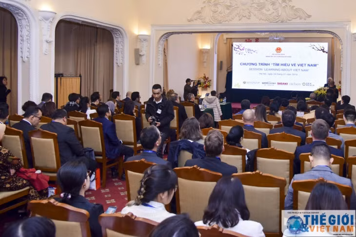 Journée d'exploration sur le Vietnam 2019: Promouvoir l'amitié et la coopération avec d'autres pays ảnh 1