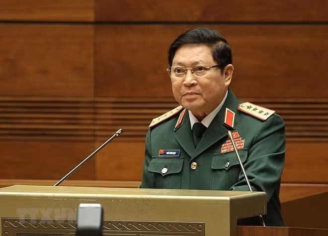 Une haute délégation militaire assiste à la cérémonie célébrant l'anniversaire de l'Armée du Laos ảnh 1