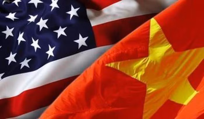 Une délégation d'assistants parlementaires américains au Vietnam ảnh 1