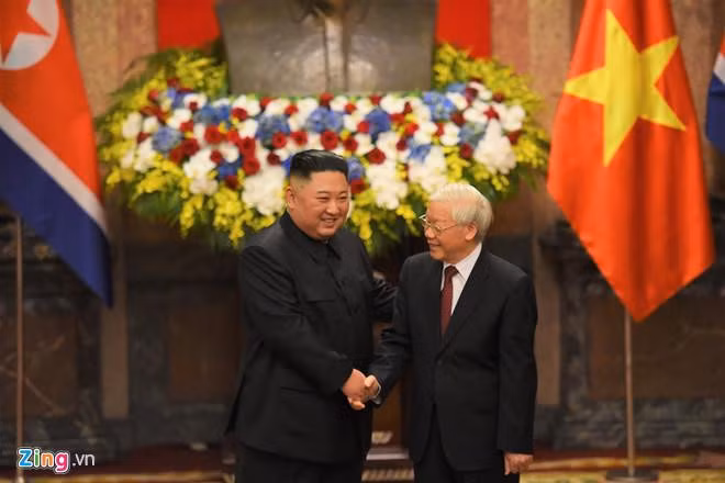 Félicitations au président de la Commission des affaires de l’État de la RPDC ảnh 1
