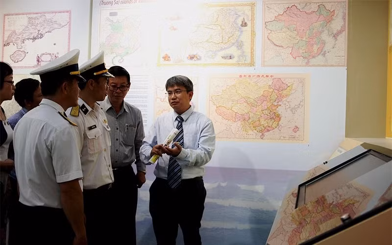 Séminaire « Recherche sur Hoàng Sa et sensibilisation de la population » ảnh 1