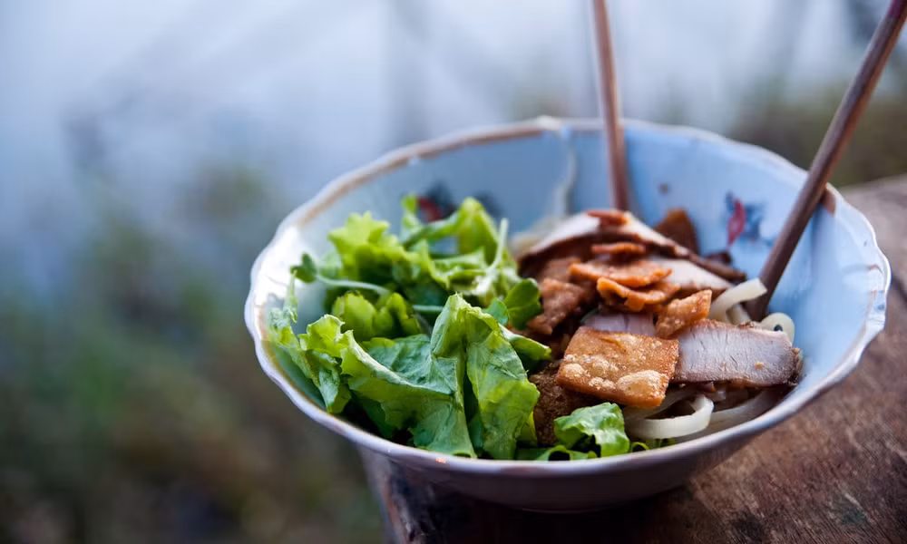 Cao lau – l’histoire de la ville de Hoi An dans un bol ảnh 1