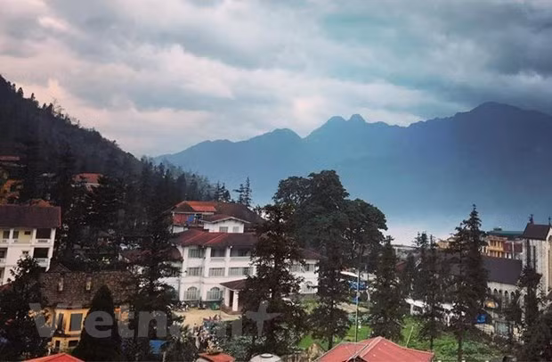 Sa Pa - bourg dans la brume ảnh 2