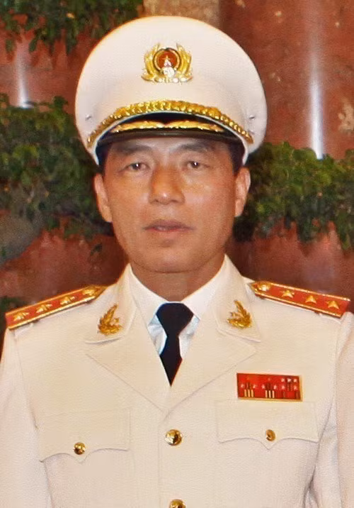 Deux anciens hauts officiels du ministère de la Sécurité publique poursuivis en justice ảnh 1