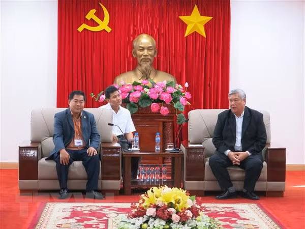 Binh Duong accueille une délégation cambodgienne ảnh 1