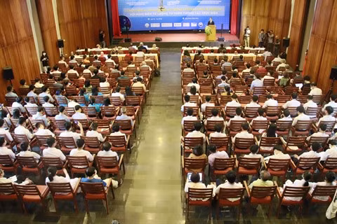 Des scientifiques venus de 13 pays et territoires à un colloque international ảnh 1