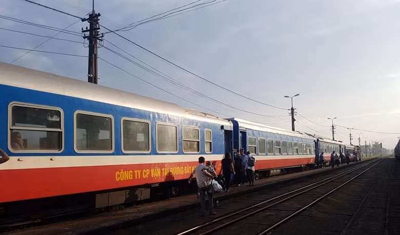 Neuf mois: Le marché des transports progresse fortement ảnh 1