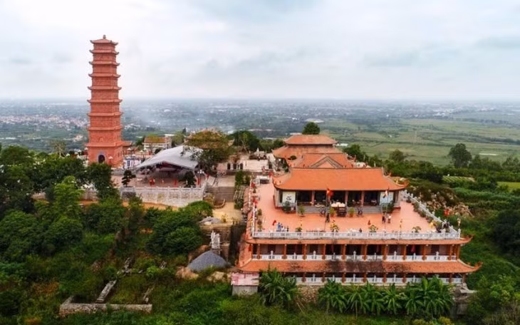La pagode Tuong Long, un vestige historique et culturel millénaire ảnh 1