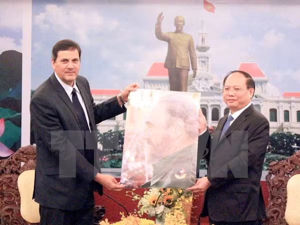 Ho Chi Minh-Ville et Cuba renforcent leur coopération au développement ảnh 1