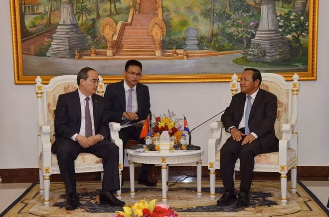 Une délégation de Hô Chi Minh-Ville au Cambodge ảnh 1