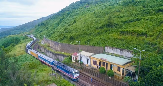 Evaluation des impacts environnementaux de la ligne ferroviaire à grande vitesse Nord-Sud ảnh 1