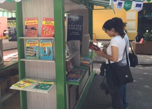 Encourager les Vietnamiens à écrire des livres aux Vietnamiens ảnh 1