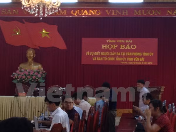 Attentat à Yen Bai : deux dirigeants locaux ont trouvé la mort ảnh 1