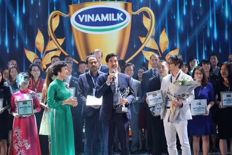 Valorisation des 100 meilleurs lieux de travail au Vietnam en 2018 ảnh 1