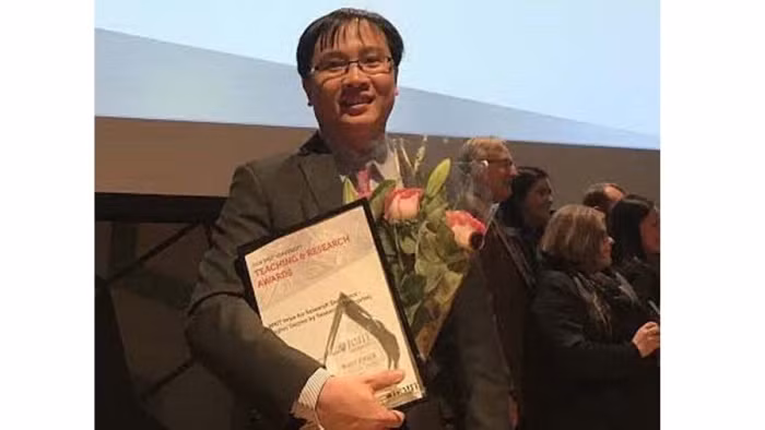 Un jeune docteur vietnamien honoré en Australie ảnh 1