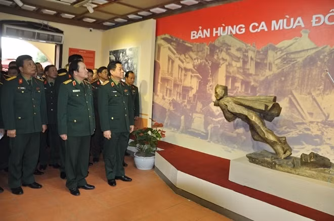 Ouverture de l’exposition «Épopée d’hiver 1946» ảnh 1