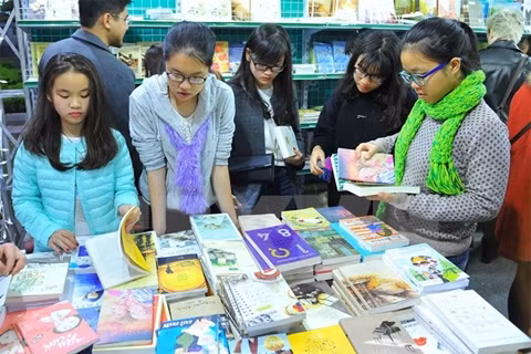 Le secteur de l’édition réalise un chiffre d’affaires de plus de 2.000 milliards de dôngs ảnh 1