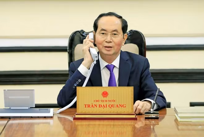 Conversation téléphonique entre Tran Dai Quang et Vladimir Poutine ảnh 1 Conversation téléphonique entre Tran Dai Quang et Vladimir Poutine ảnh 1